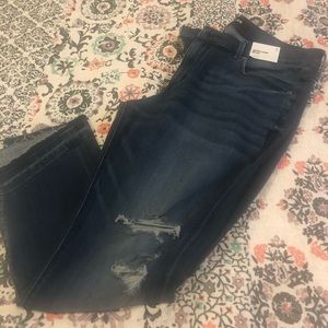 EXPRESS Mid Rise Ripped Stretch Cropped Legging